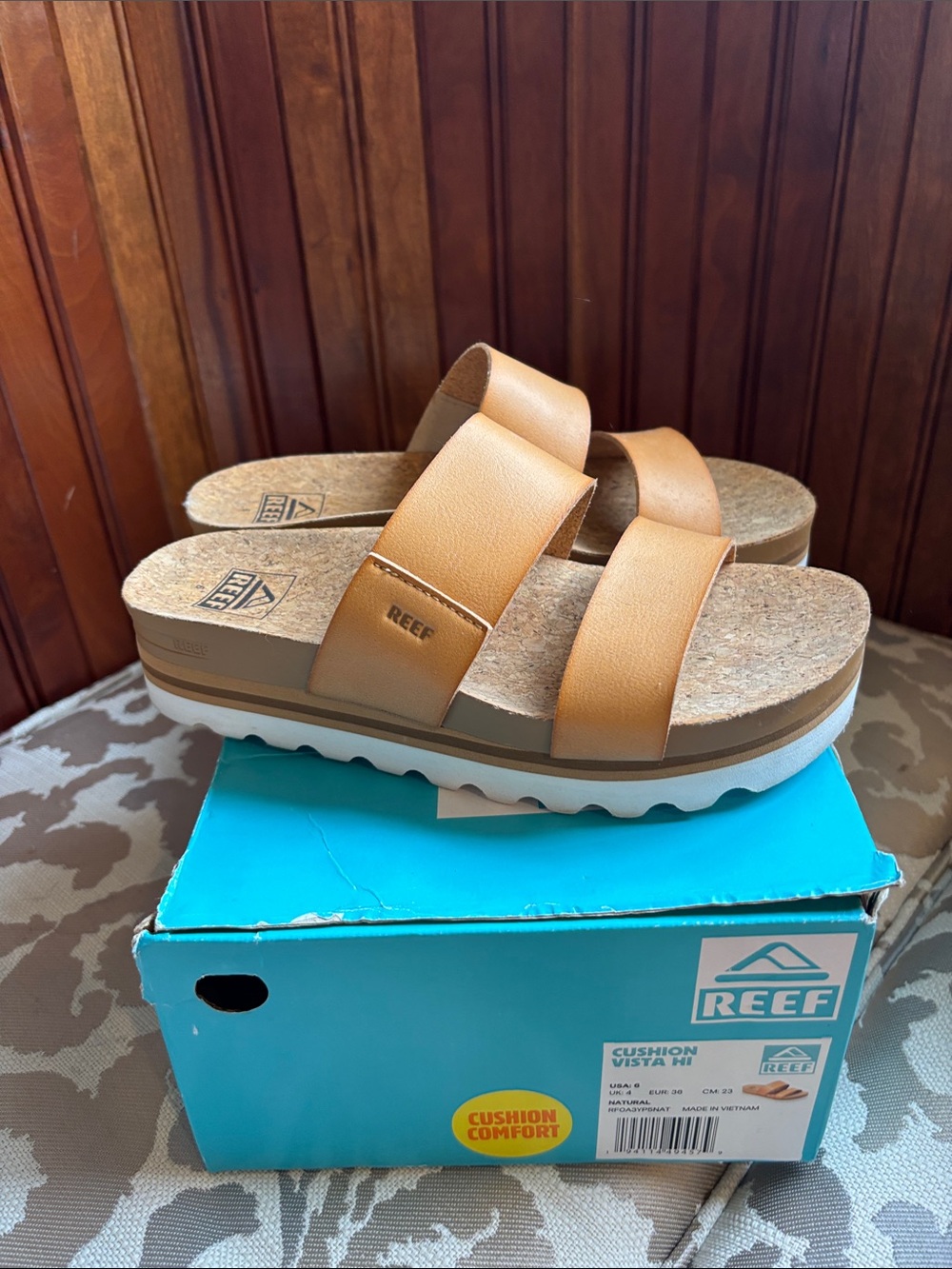Reef Vista Hi Tan Leather Double-Strap Platform Slides 6M